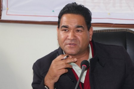 लुम्बिनीको मुख्यमन्त्रीमा कुलप्रसाद केसी नियुक्त